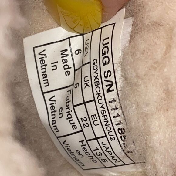 Ugg classic short II glitter boots - Picture 11 of 11